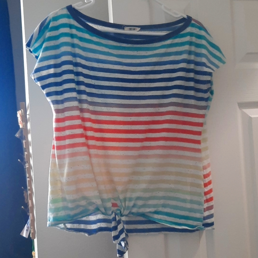 First Love of the Shoulder, Stripped Shirt